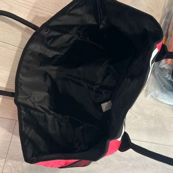 Victoria's Secret Tote - Picture 4 of 5